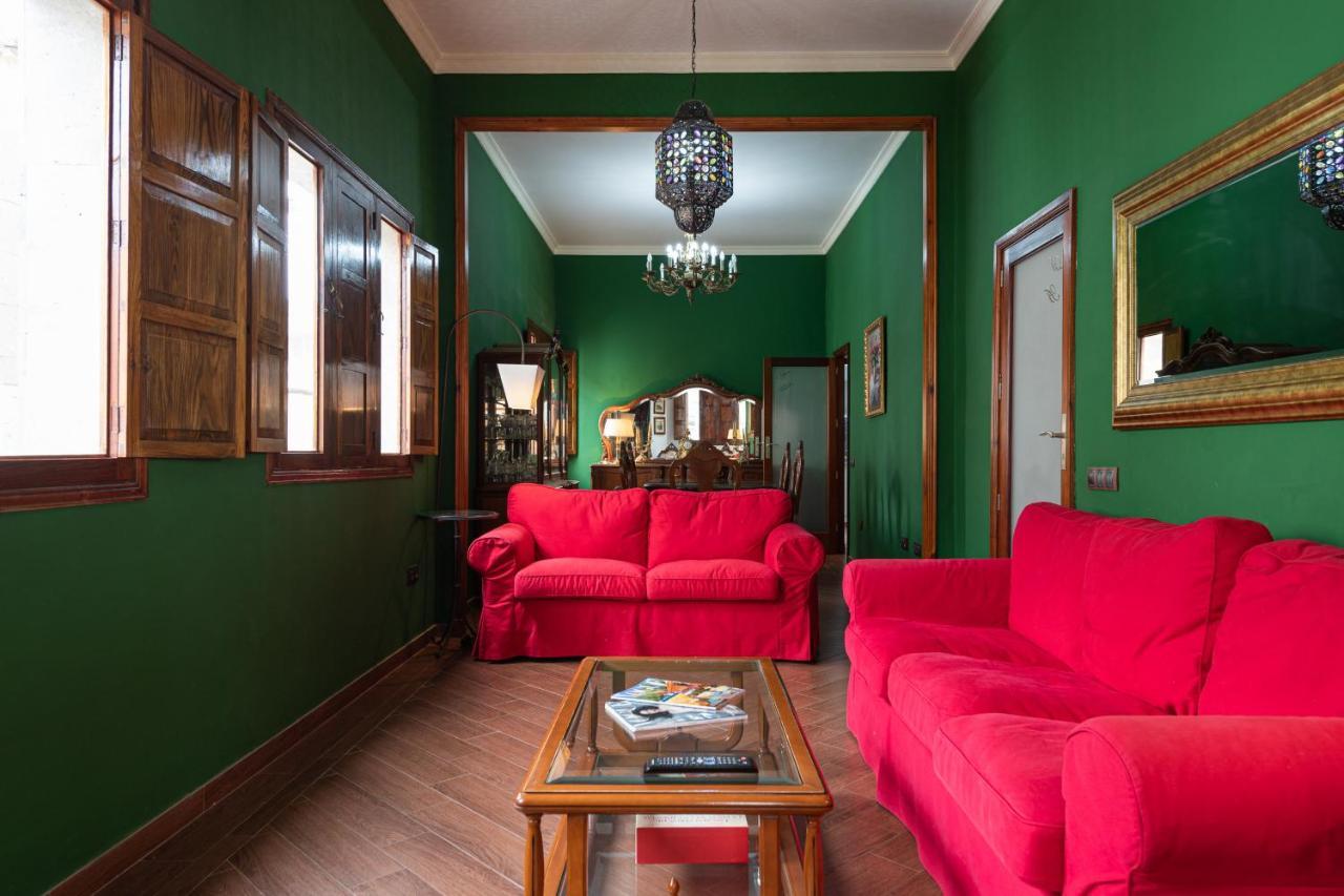 Homeforguest New Duplex With Rooftop Next To Arucas Cathedral エクステリア 写真