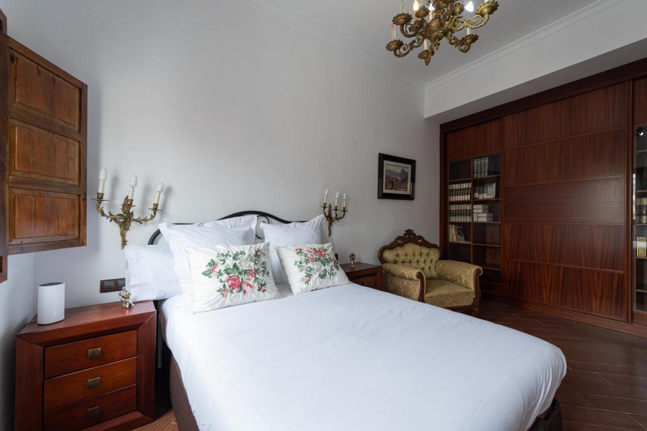 Homeforguest New Duplex With Rooftop Next To Arucas Cathedral エクステリア 写真