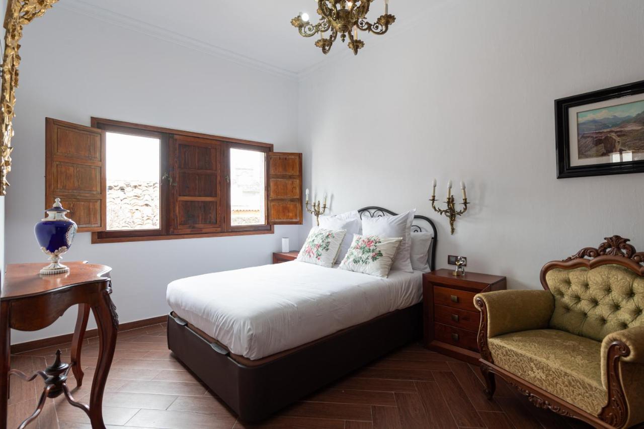 Homeforguest New Duplex With Rooftop Next To Arucas Cathedral エクステリア 写真