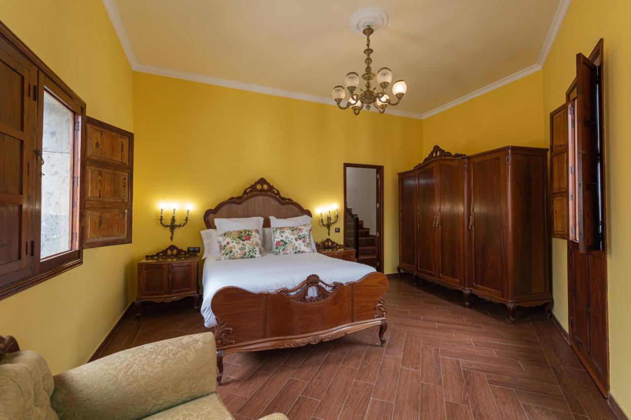 Homeforguest New Duplex With Rooftop Next To Arucas Cathedral エクステリア 写真